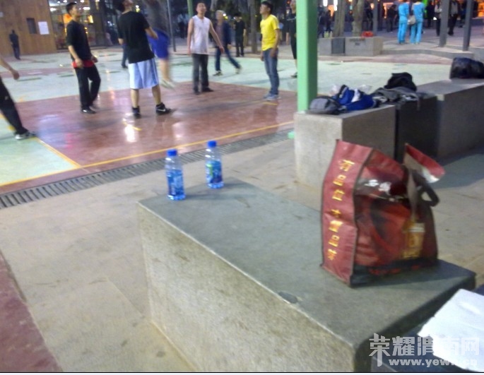 �ȴ���Ŀ��