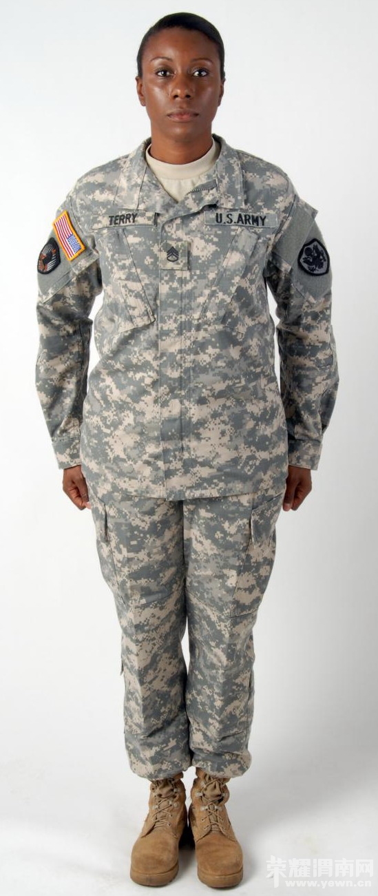 美军acu战斗服实拍图