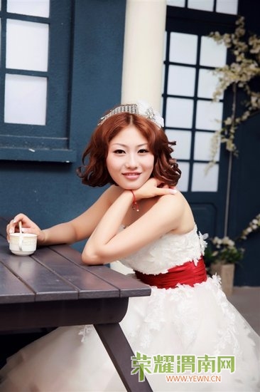 �ܿ˻���Ů���Ź�Ӣ��(����ͼƬ)���Ҷ��ܿ˻����˽ⲻ�࣬����Ҳ���ټ��档��