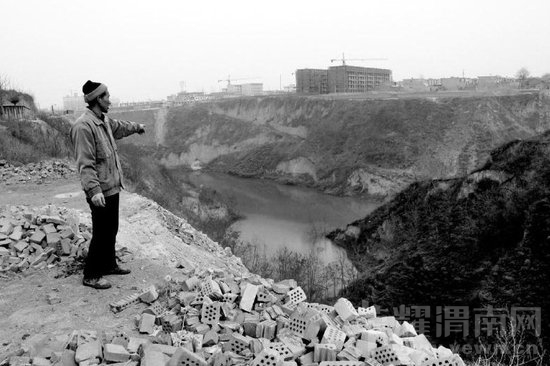 ����������һѧ����ˮ���� ���̷���Ů������