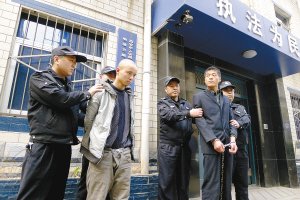 �����������������ң�����ͷ�����޻���