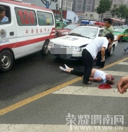 旬邑公安局副政委西安耍威风 西安北关正街撞