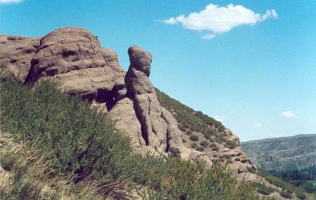 ʯ��ɽ�羰��