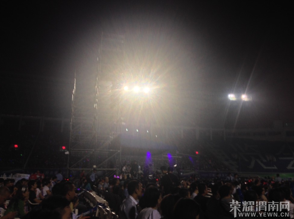 电信天翼飞young2013中国好声音西安演唱会现