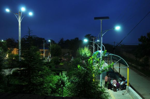 美丽乡村夜景——澄城县安里镇东富庄村