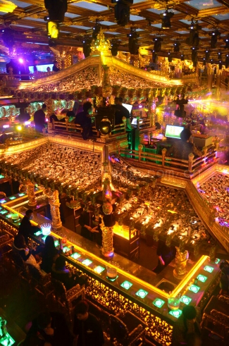 【土豪】中国最奢华夜店:西安天阙酒吧!