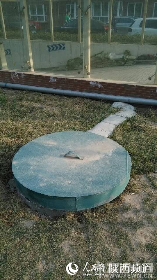 100190594.jpg