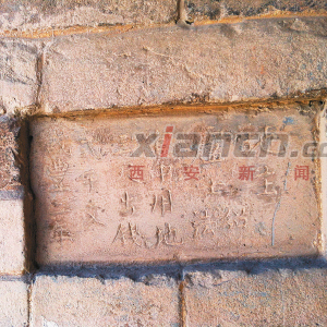 2671510354.jpg