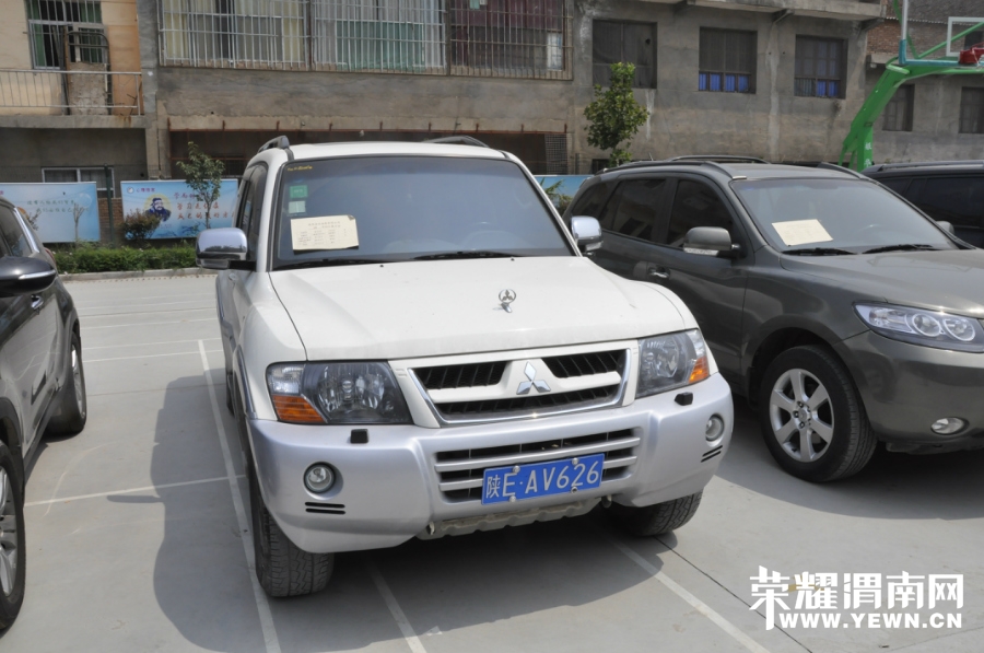 125645jb718eyzo7qpbpqp.jpg