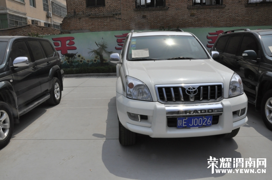 125719sc474ae54qsrrd74.jpg