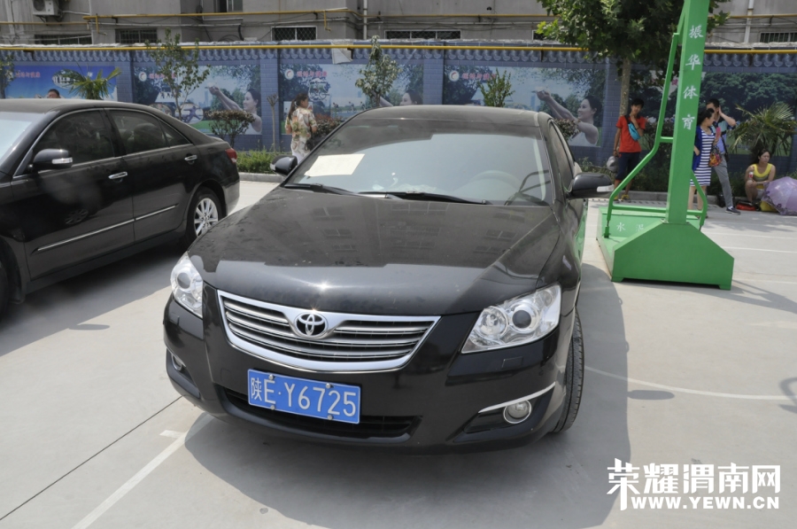 125843kukew73wy7xcjjj9.jpg