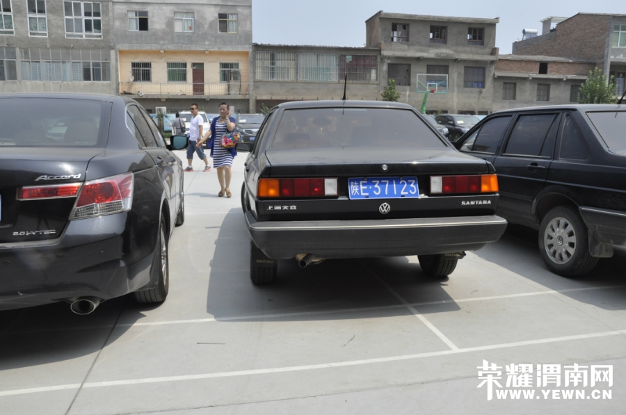 130208jkqm431md8e1mkpr.jpg