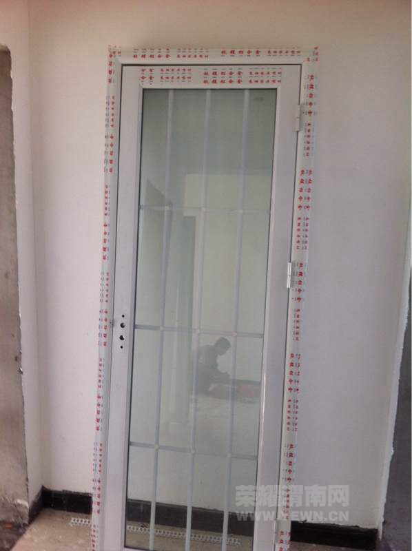 131750c6zb6duuhh3hf8to.jpg