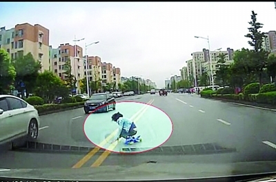 3069753949.jpg