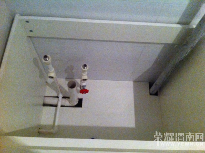 064006cm39d5ecehj1fe8j.jpg
