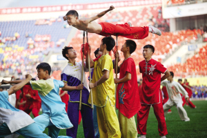 �������� ����μ�ϡ����е�ʮ�����˶��ῪĻʽ��Ӱ