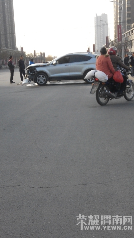 155906g3zonx1xow95636w.jpg