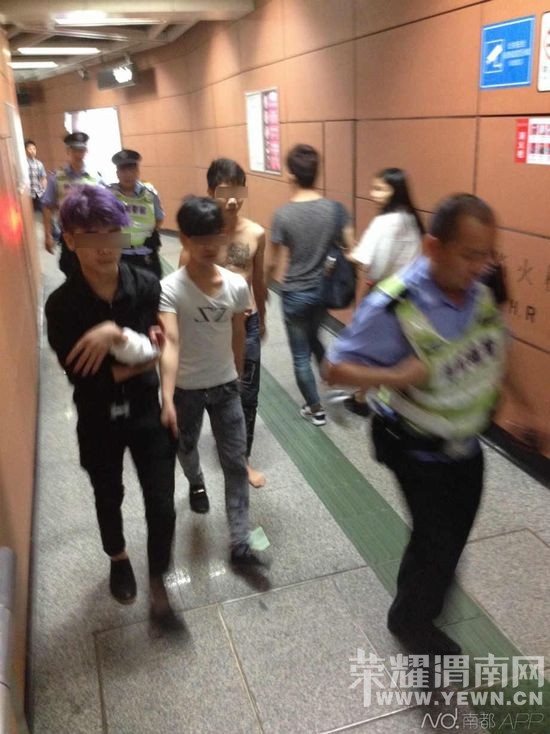 794F84D39C6738C05CF4848C1E6C524B.jpg