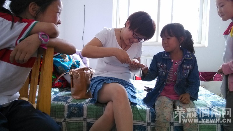 μ������֧�̽�ʦ������ ��ĸ�װ�İ�����ѧ��