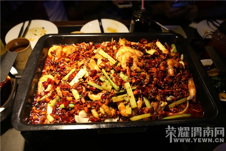 μ���м��㳧�������˼�զ�����㣨С������߷�ȫ��¼��