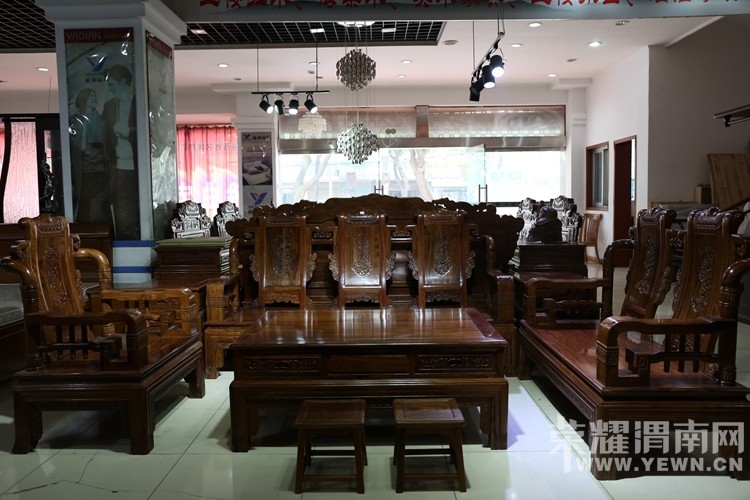 �ŵ�Ҿ߶�ʮ����죬�Ҿ����10Ԫ��1��Ԫ���ľ8���ף��һ���Ϯ��