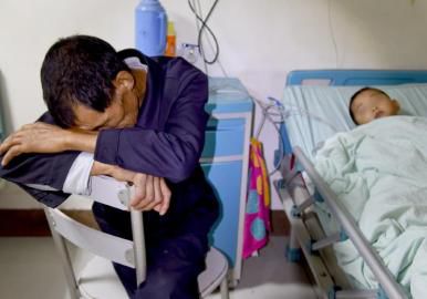 һ����ھ�ˮ�ж� үү���̾����Ƽ���Ⱦ�3С��