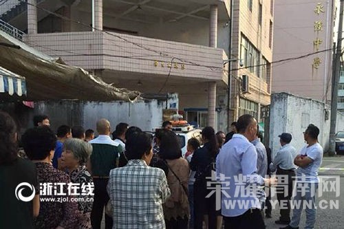 ���ݸ���������5¥����׹�� ����У��δ��˵��