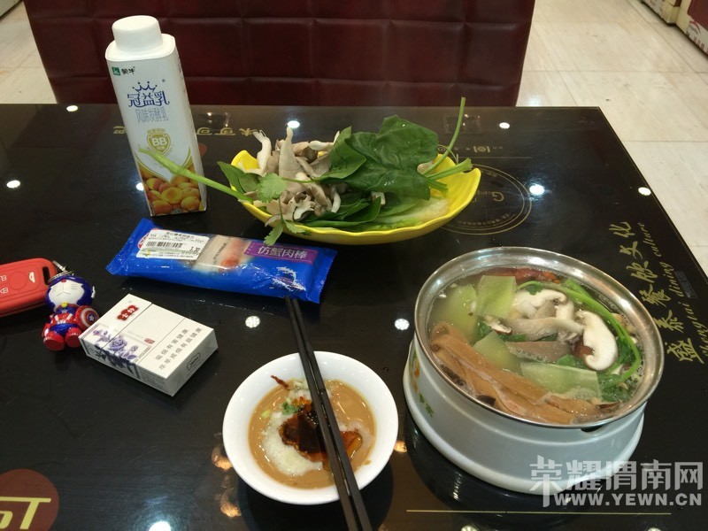 ��ţ�г��ſڵ�̯λ�ڵ�̫�������ˣ�Ҳû�˹������ˣ�