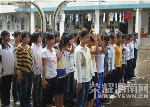 �����⡿����Сʱ����ľ�б���ʦ�巣����������һ�ǡ���