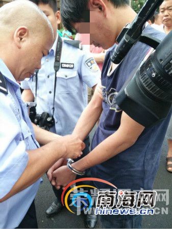 ����С�����Ա�ץ���� �Գ��Ǹ������������