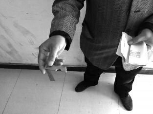 Ů��������ƨ�ɡ������ˡ� μ�����ĸ�����ͬһ�˶�թ