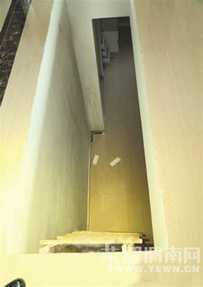 һ¥ס�����������ͨ�羮�� �ھ����׹��(ͼ)