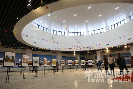 ������μ�ϡ���̬���ξ�����Ӱչ�� 2015��佱���������μ��¡�ؾ���