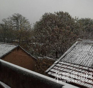 �����⡿2015���һ��ѩ��С��������������еģ��������Ŷ��