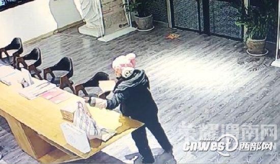 �и�˳��ǣ��͵��һŮ�ӿ�� �ܺ��߳Ʋ���˼��