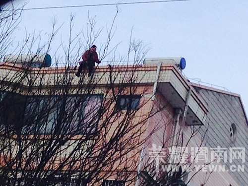 ����·��������С������������¥�ˣ�������ǰ���Ѱ�