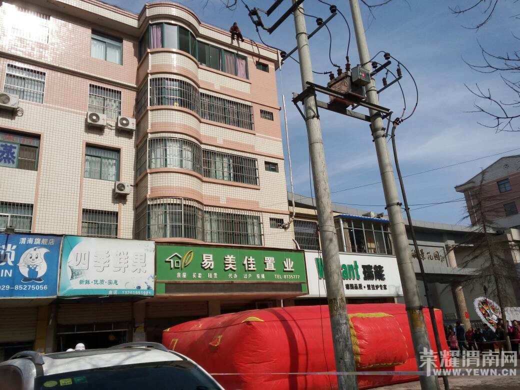 ����·�ͽ��·ʮ�ָ���������¥�ˡ���