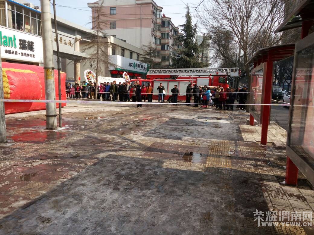 ����·�ͽ��·ʮ�ָ���������¥�ˡ���