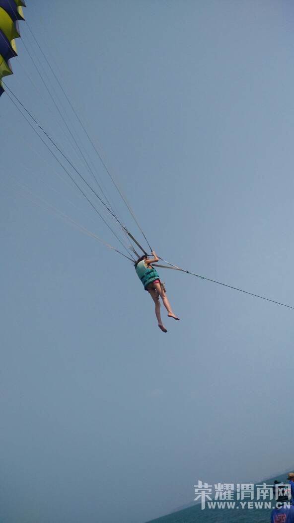 �ż��ˣ��Һͱ�����̩��������~����ɫ����Ŷ~~