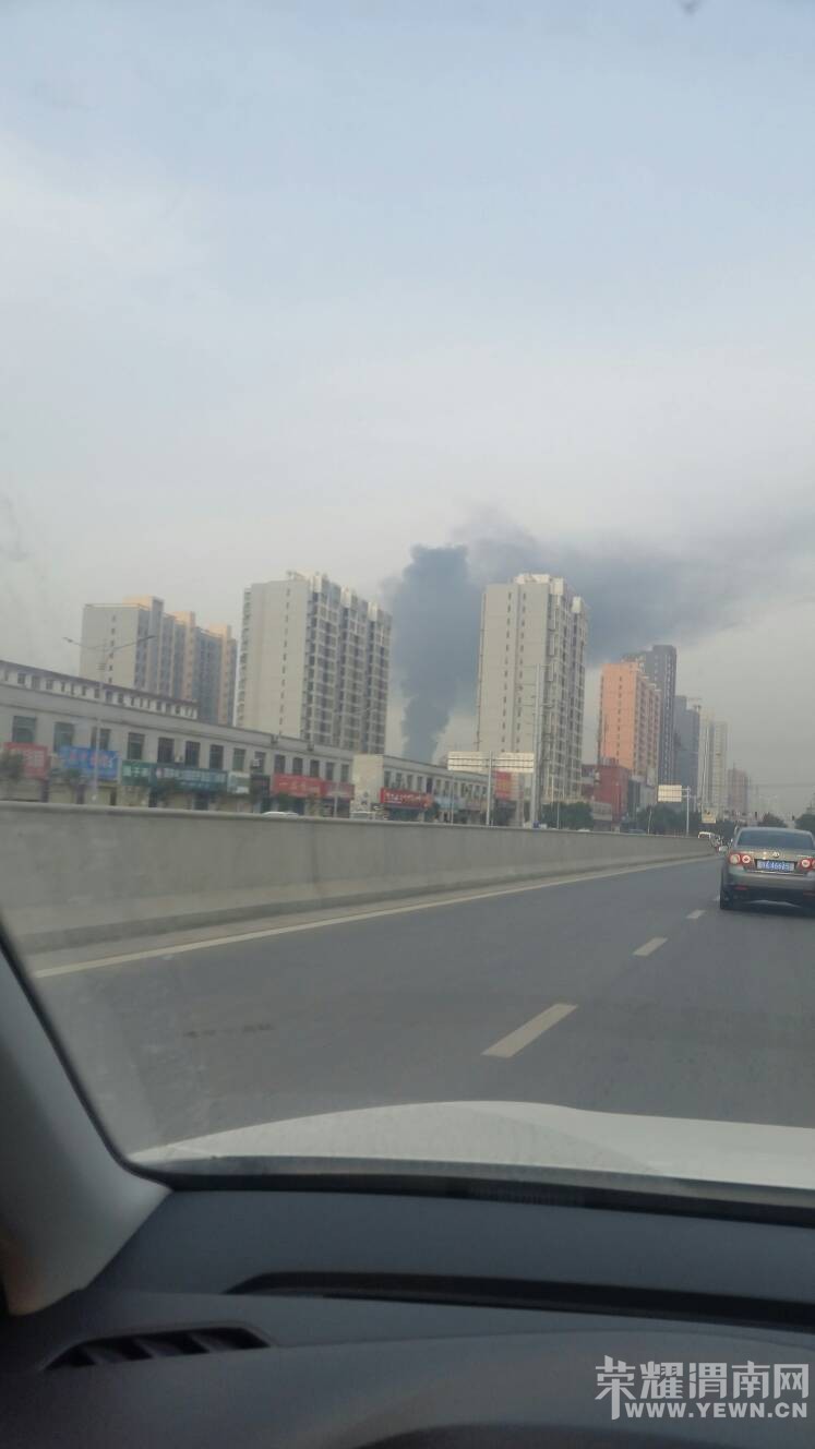 �쿴����ô�ˣ����������Ϸ�����̹�������ɶ���ˣ�