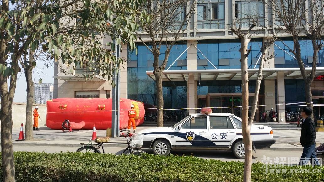 ��������ֳ�·ʮ�֣���Ԫˮ���Ƶ�15��¥������Ҫ��¥