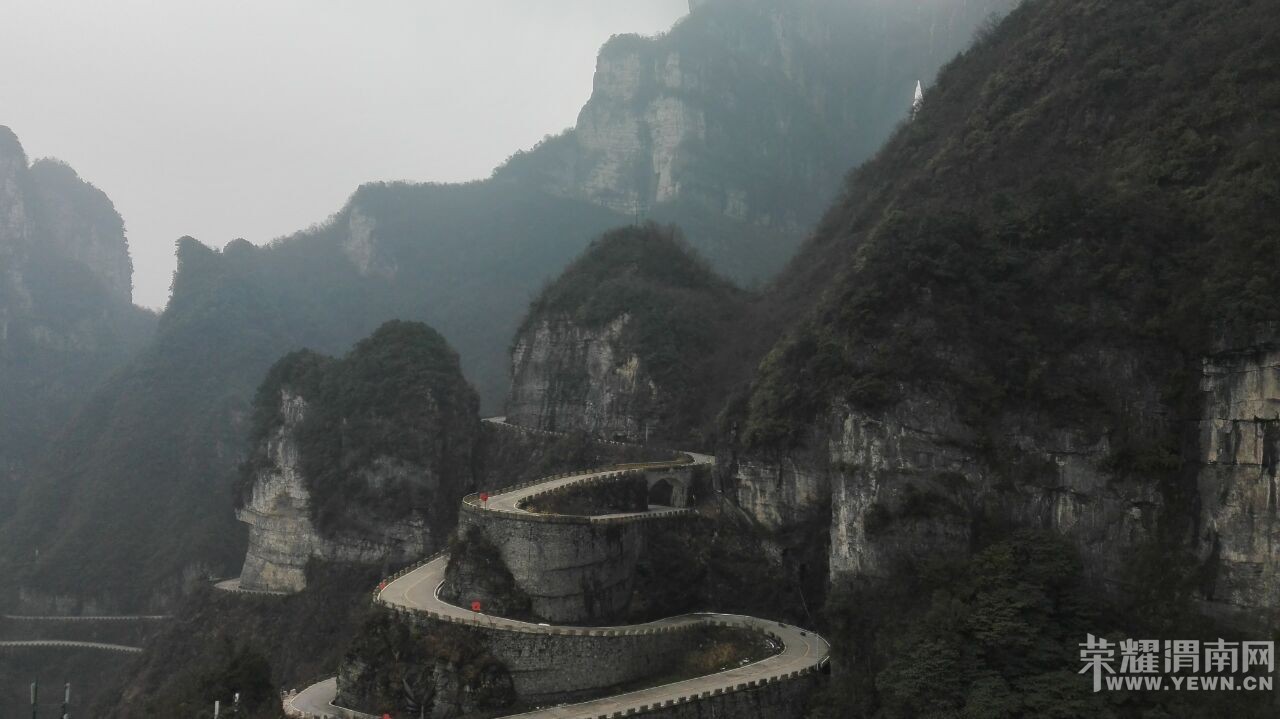 ��ͬ�µ��żҽ���ɽ�º��μ�