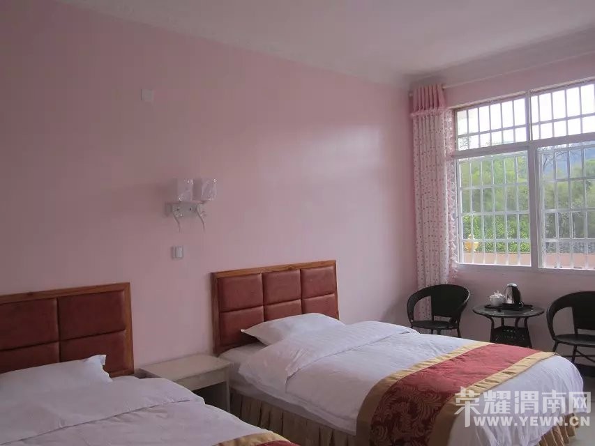 ��ͬ�µ��żҽ���ɽ�º��μ�