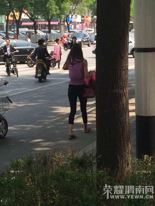 �����ں��ż��һŮ�ӣ��ȵĶ�����ô����~����ĺ��ٺ���~