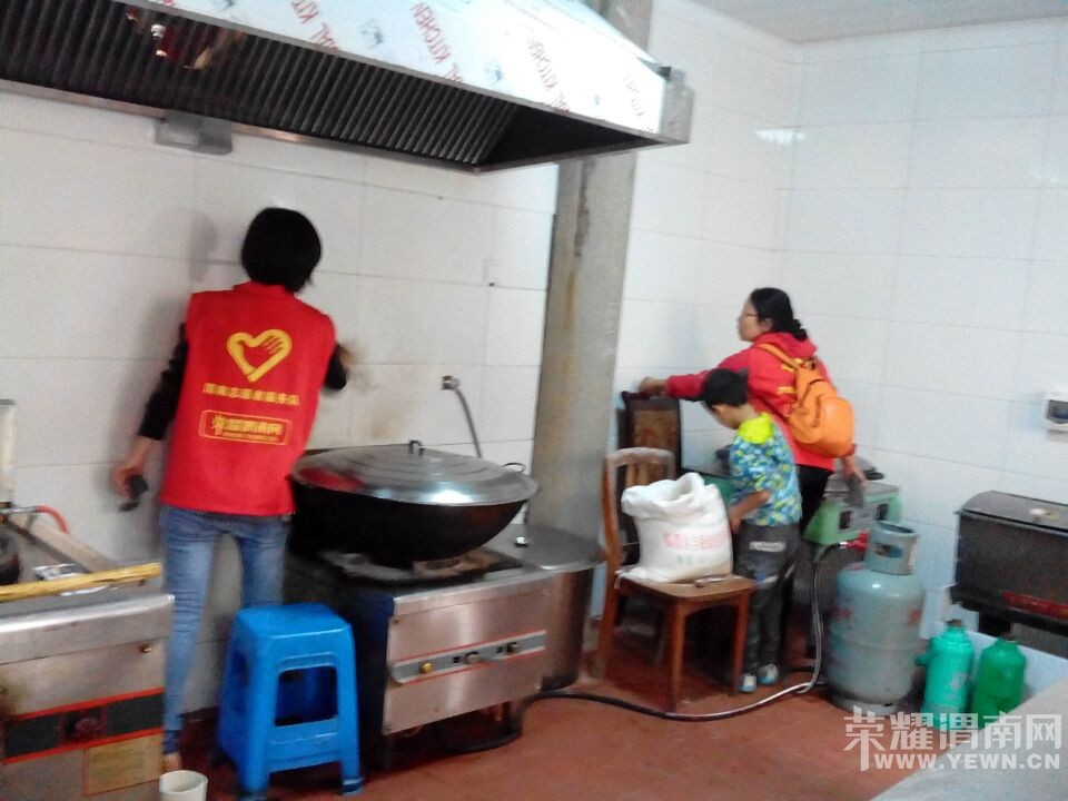 5��8��ĸ�׽���μ������Ժ��ܽ�