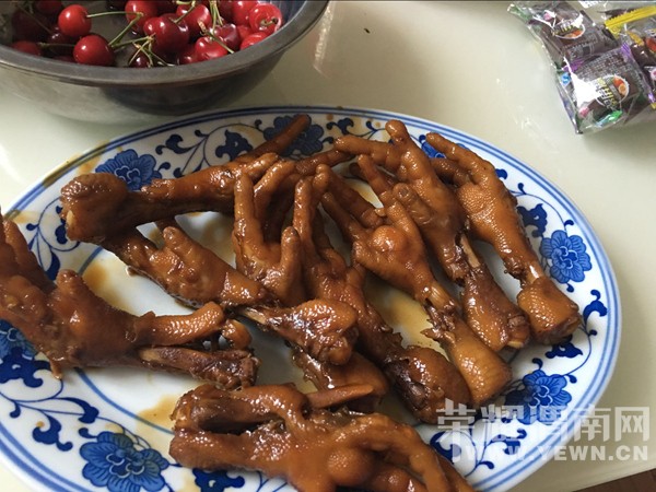 �����ڼ��Լ�±�ļ�צ��������������~