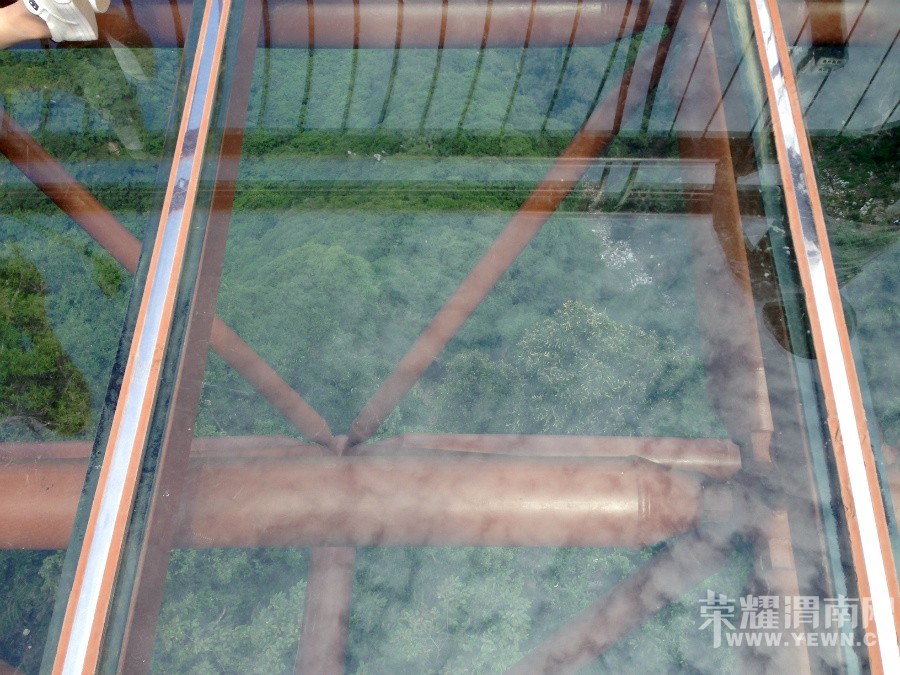 �ٻ�ɽ����ջ��