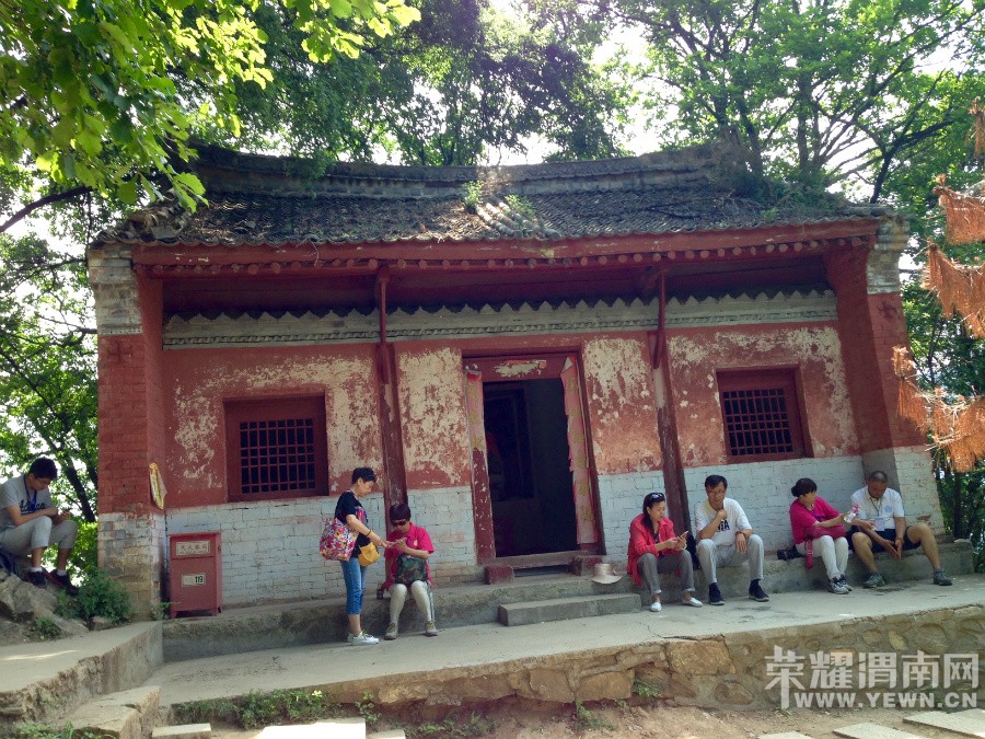 �ٻ�ɽ����ջ��