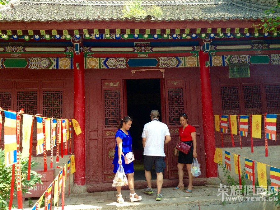 �ٻ�ɽ����ջ��