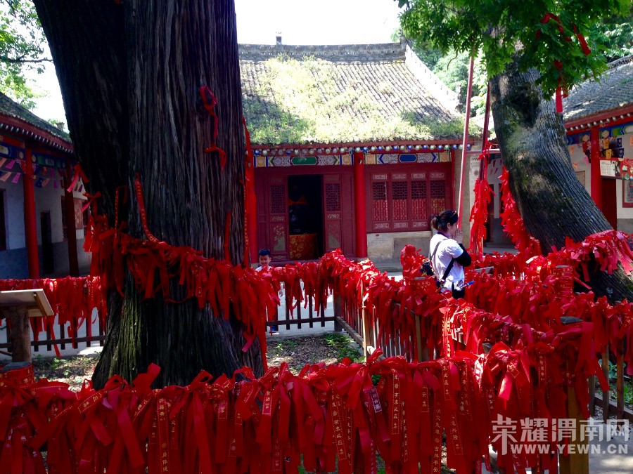 �ٻ�ɽ����ջ��